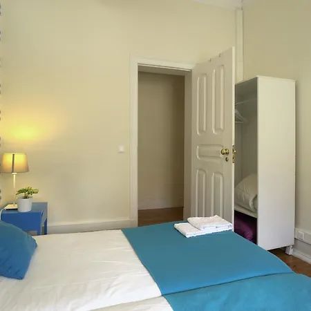 Апартаменты Angola - 8bedrooms Лиссабон