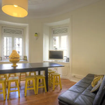 Angola - 8bedrooms Lisbon